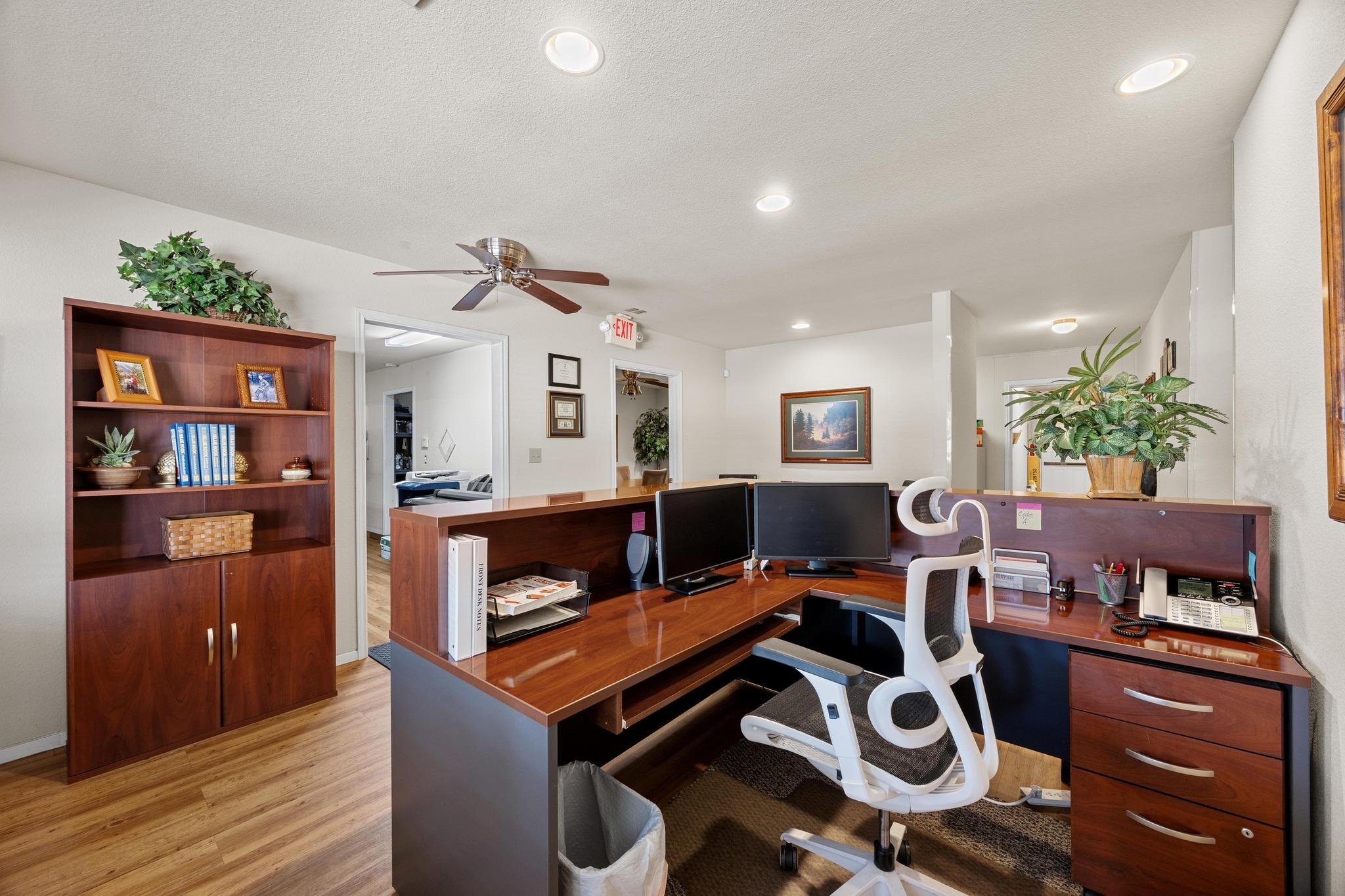 600 W Whitestone Blvd Property Photo 16