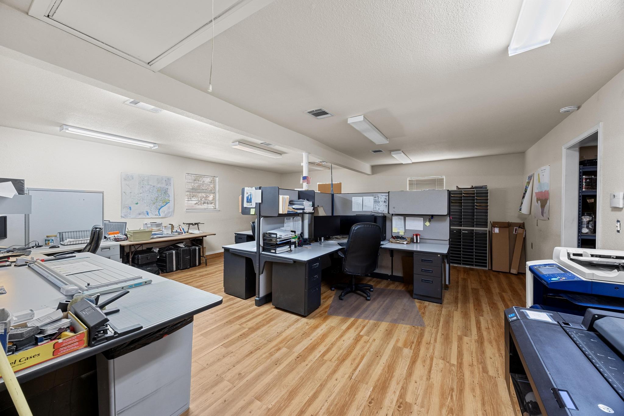 600 W Whitestone Blvd Property Photo 18