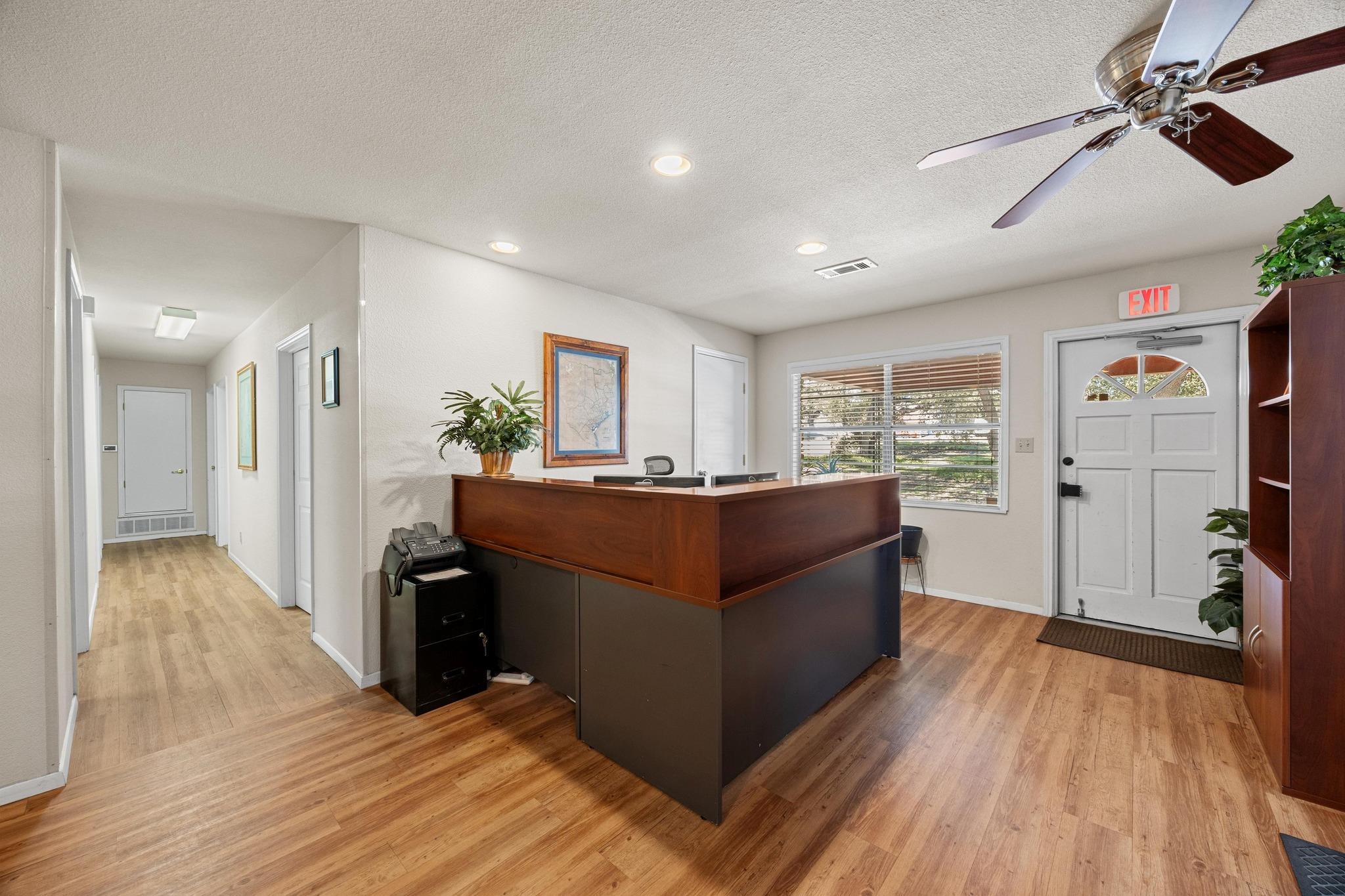 600 W Whitestone Blvd Property Photo 20