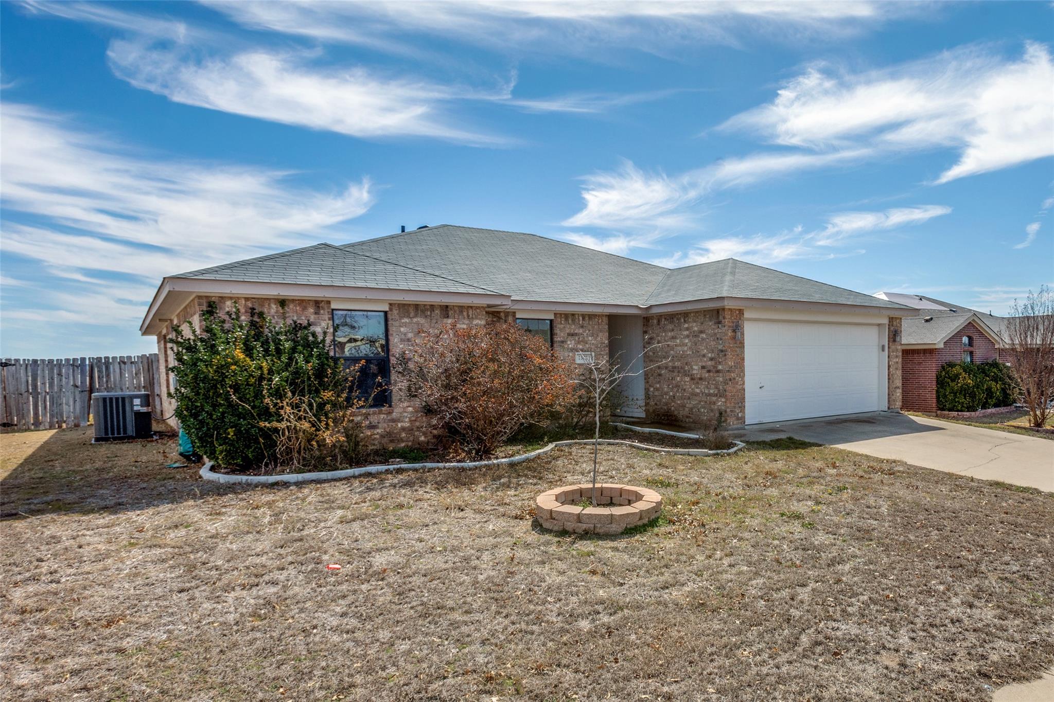 1307 Marlee Cir Property Photo