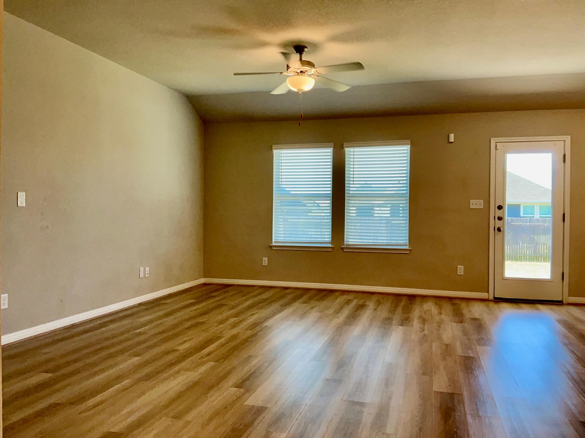 1013 Otello Way Property Photo 3
