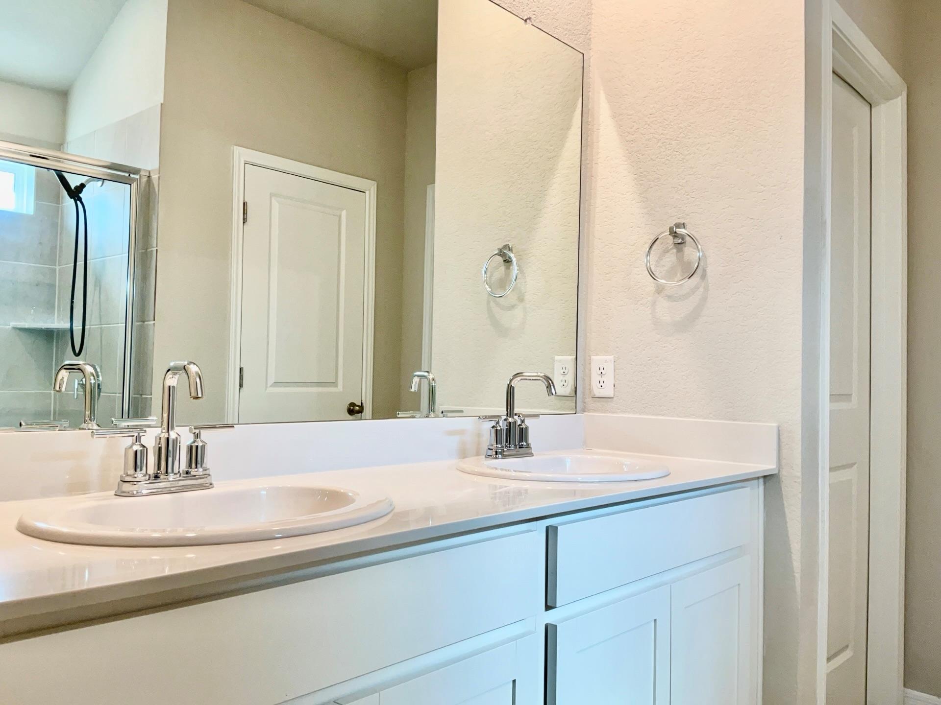 1013 Otello Way Property Photo 13