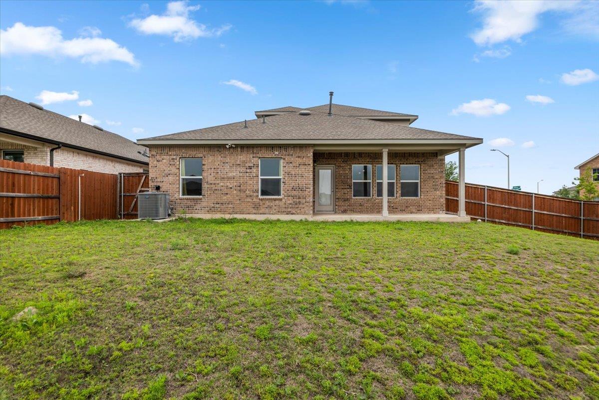 2613 Indian Clover Trl Property Photo 5