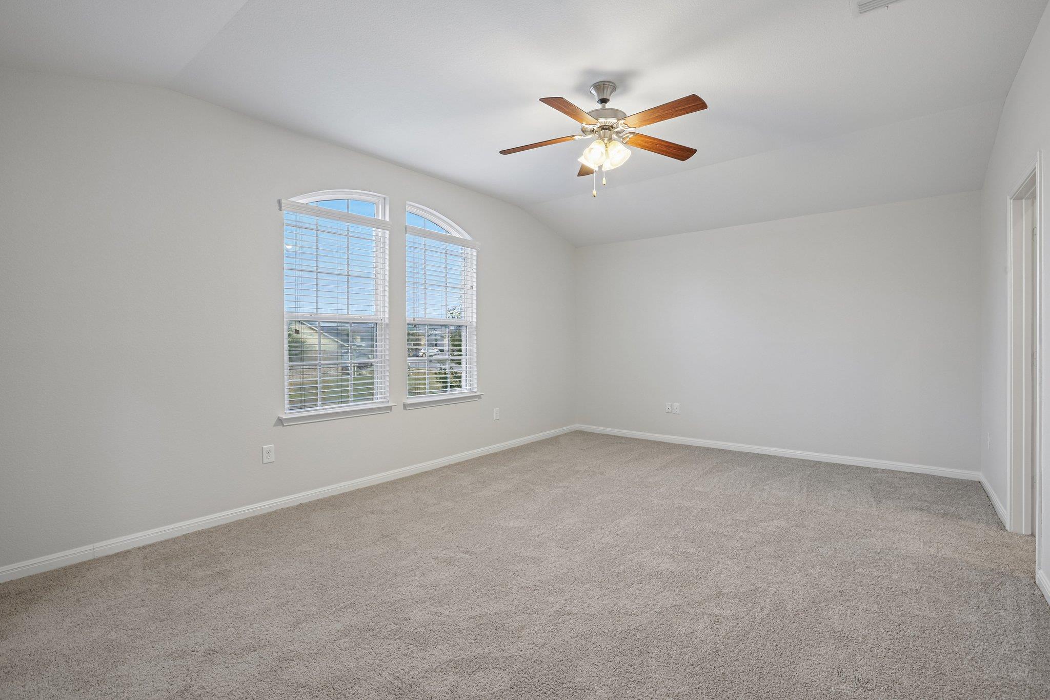 128 Leon River Loop Property Photo 26
