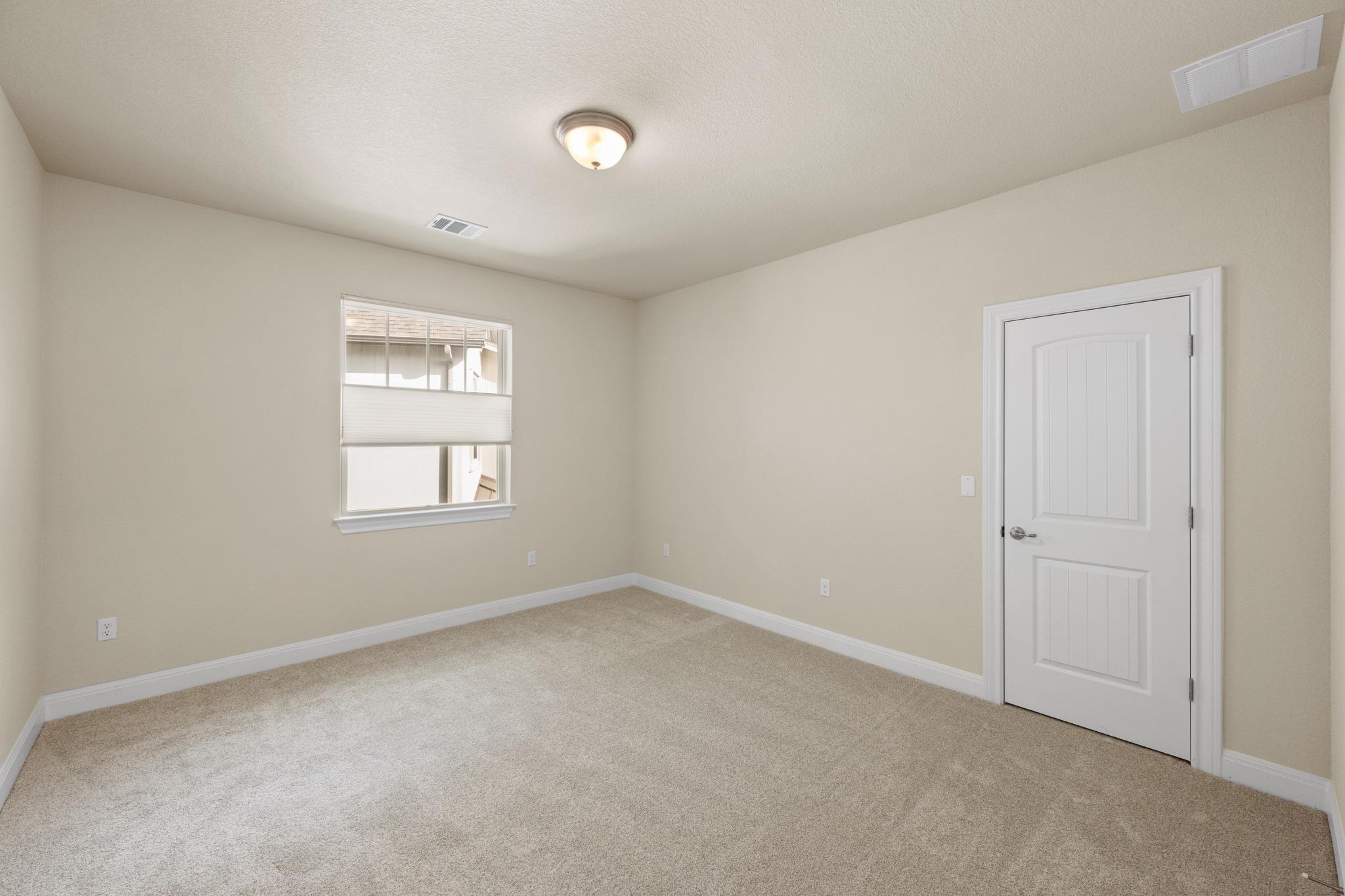 2706 Currant Cv Property Photo 14