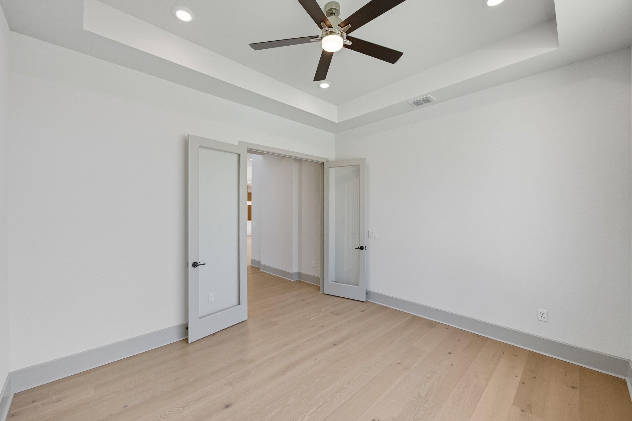 942 Bristol Creek Bnd Property Photo 19