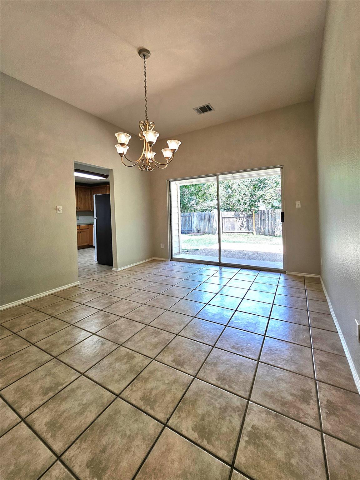 1408 Brighton Bend Ln Property Photo 5
