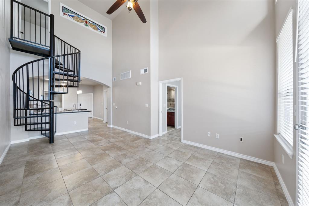 2505 San Gabriel St 612 Property Photo 2