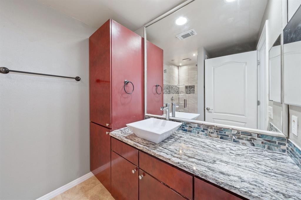 2505 San Gabriel St 612 Property Photo 7