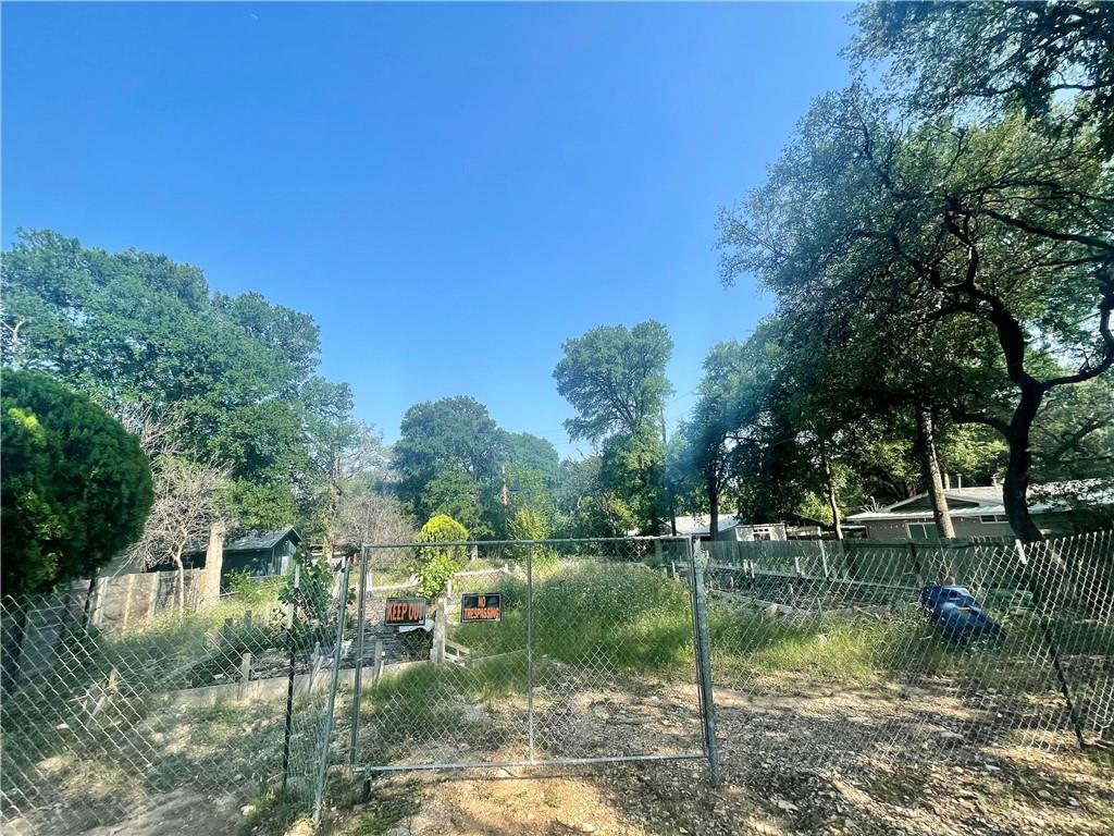 4621 Menchaca Rd Property Photo 7