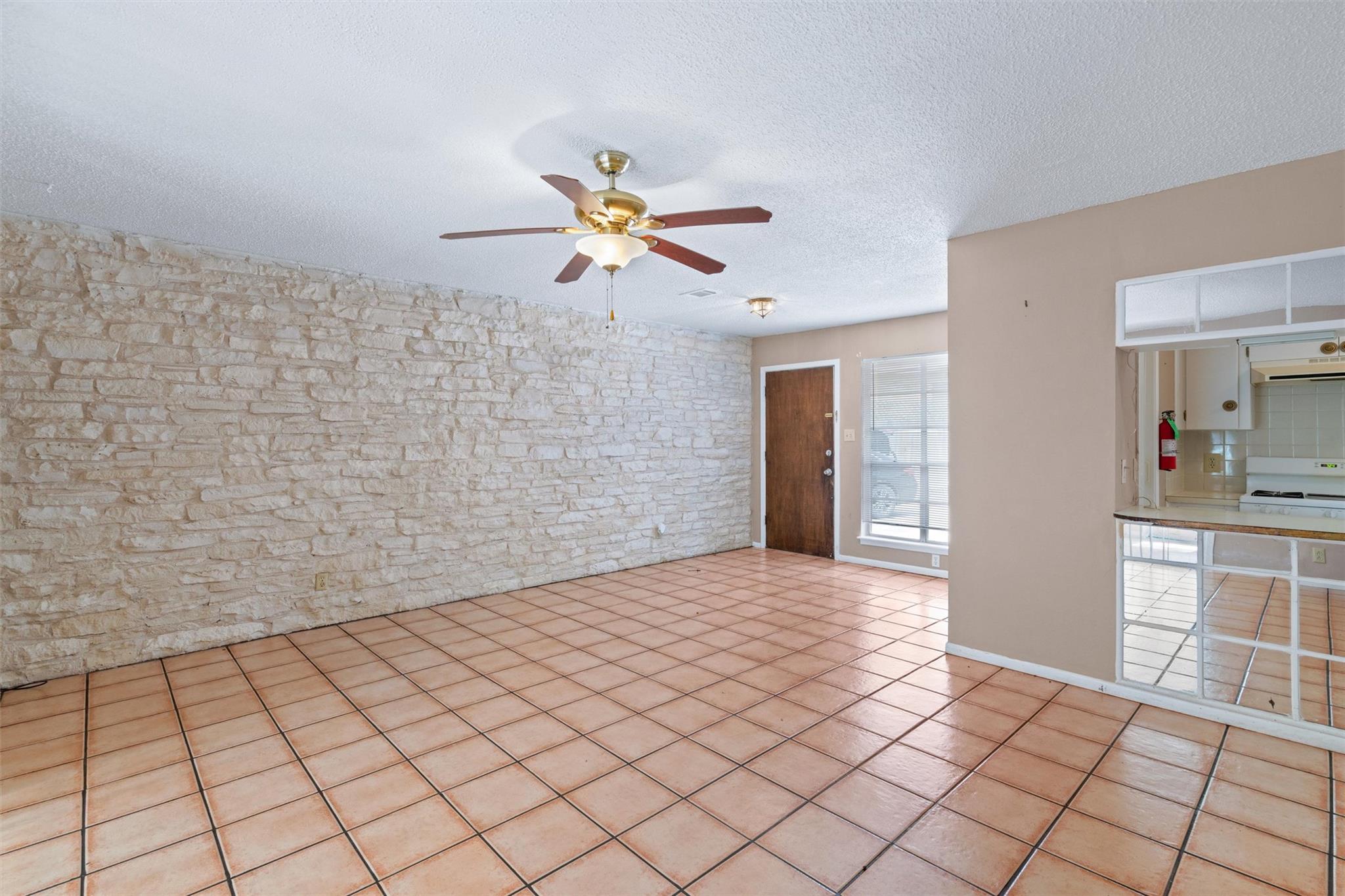 2616 & 2618 Audubon Pl Property Photo 4