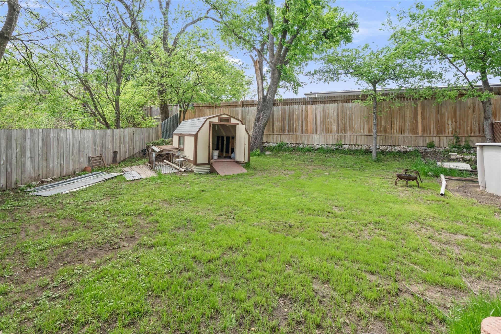 2616 & 2618 Audubon Pl Property Photo 17