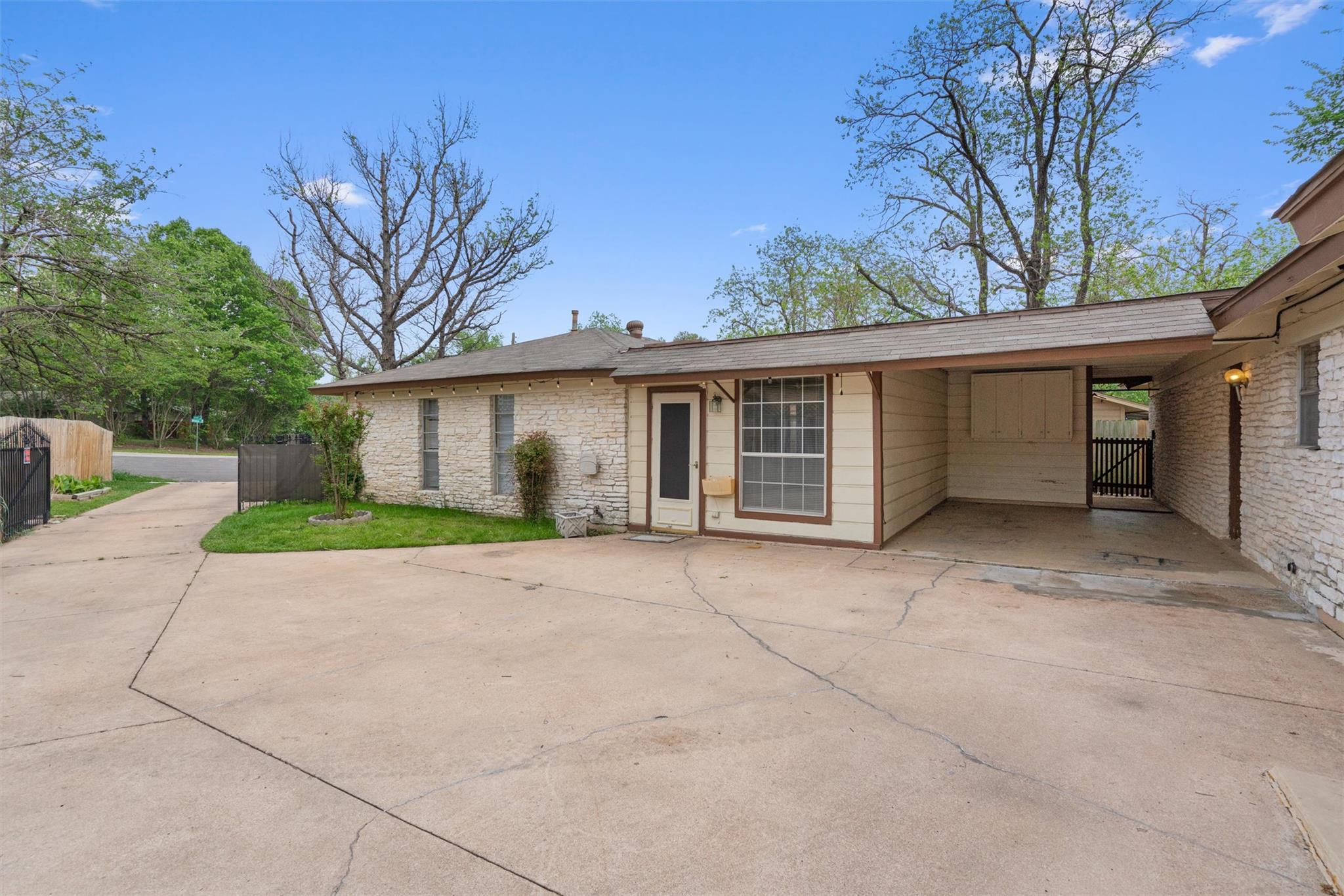 2616 & 2618 Audubon Pl Property Photo 30