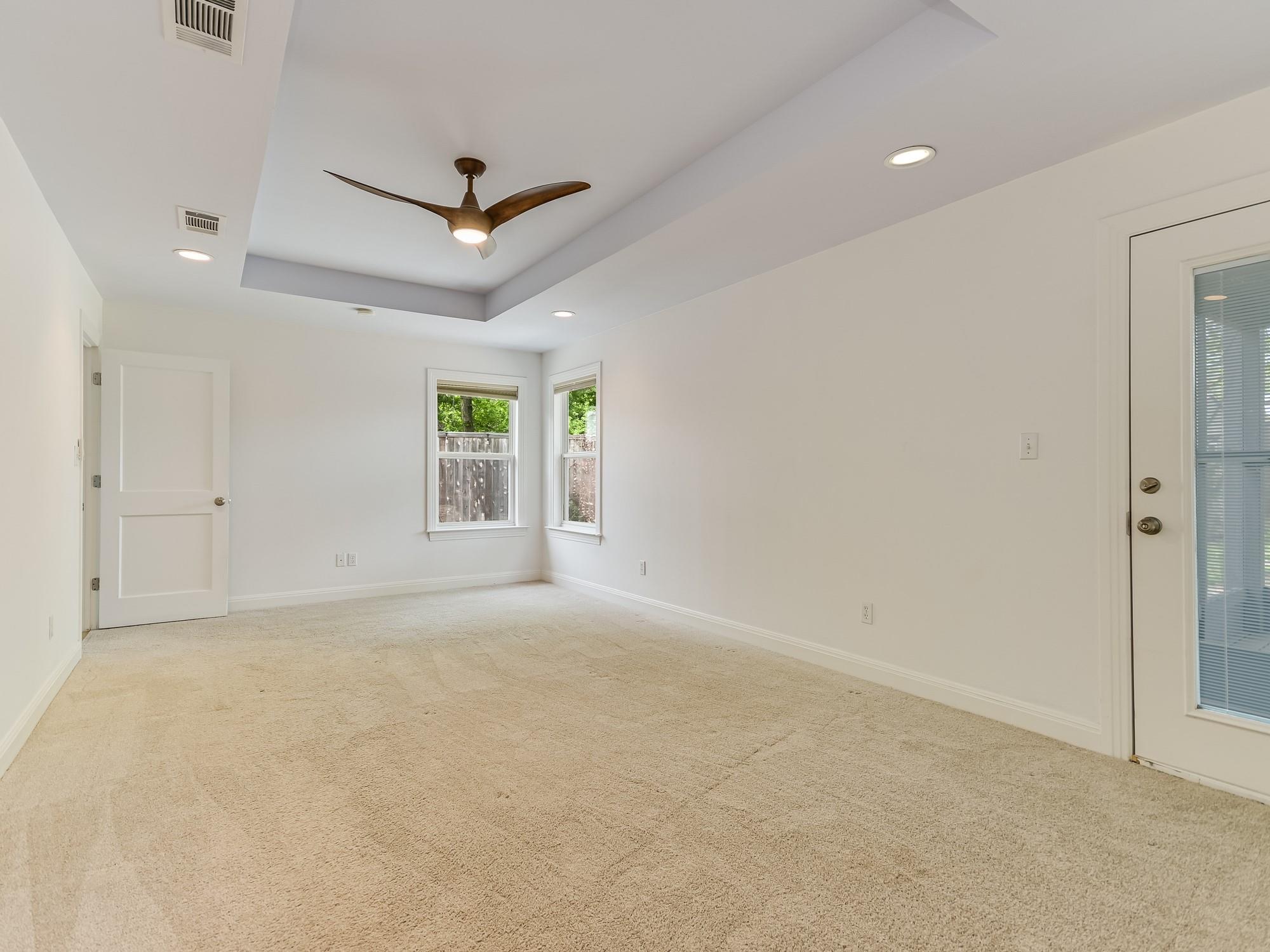 1402 Romeria Dr Property Photo 10