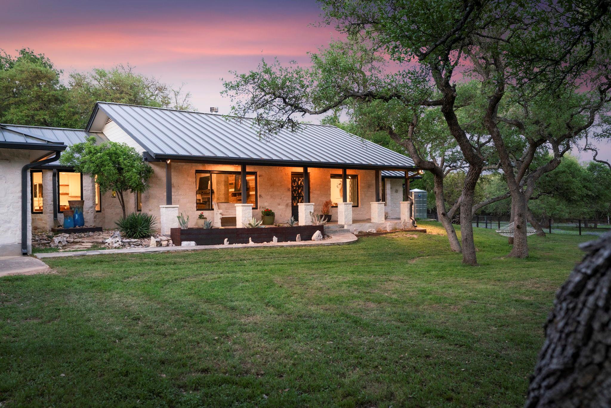 1910 S Rainbow Ranch Rd Property Photo