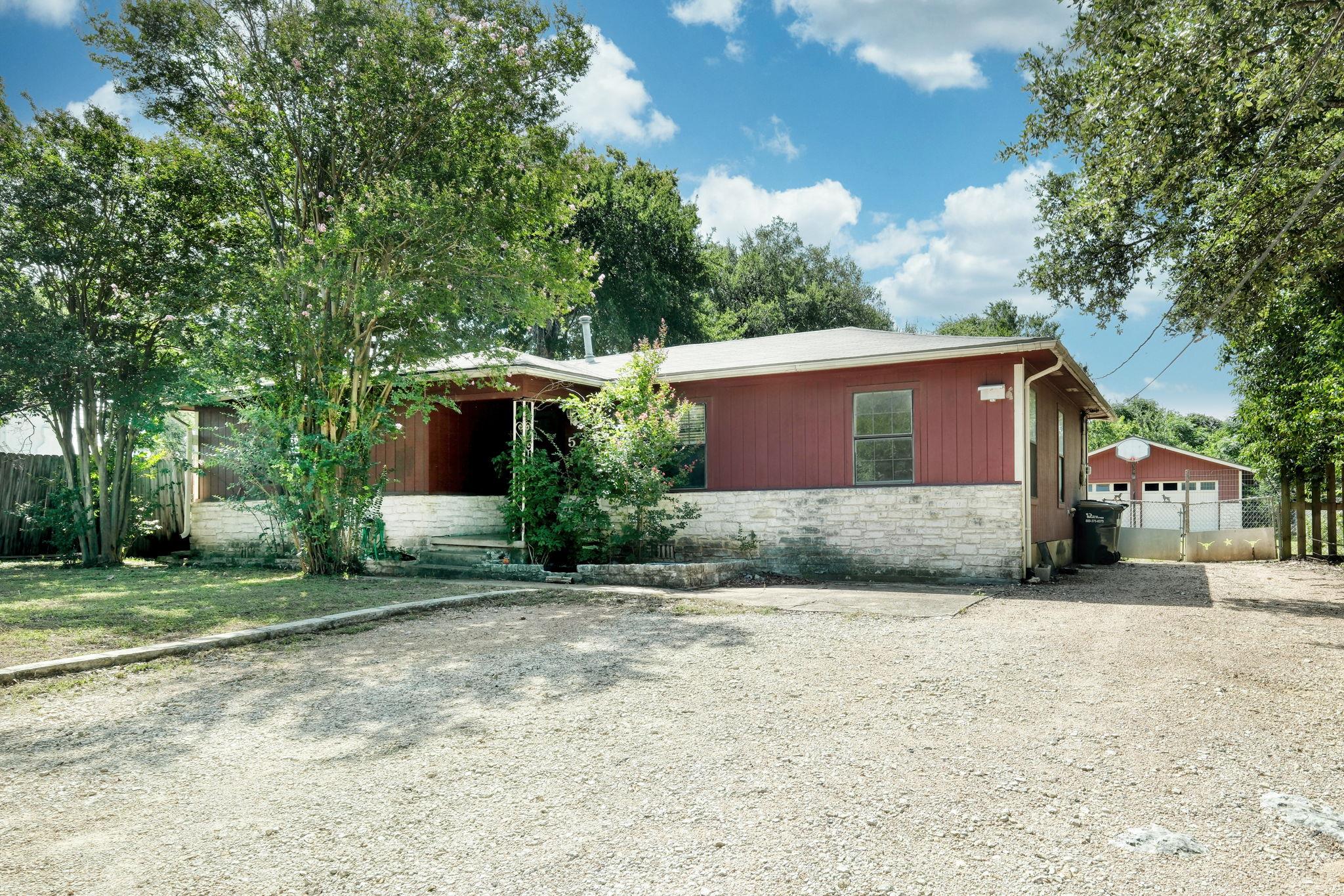 504 Morris Dr Property Photo 1
