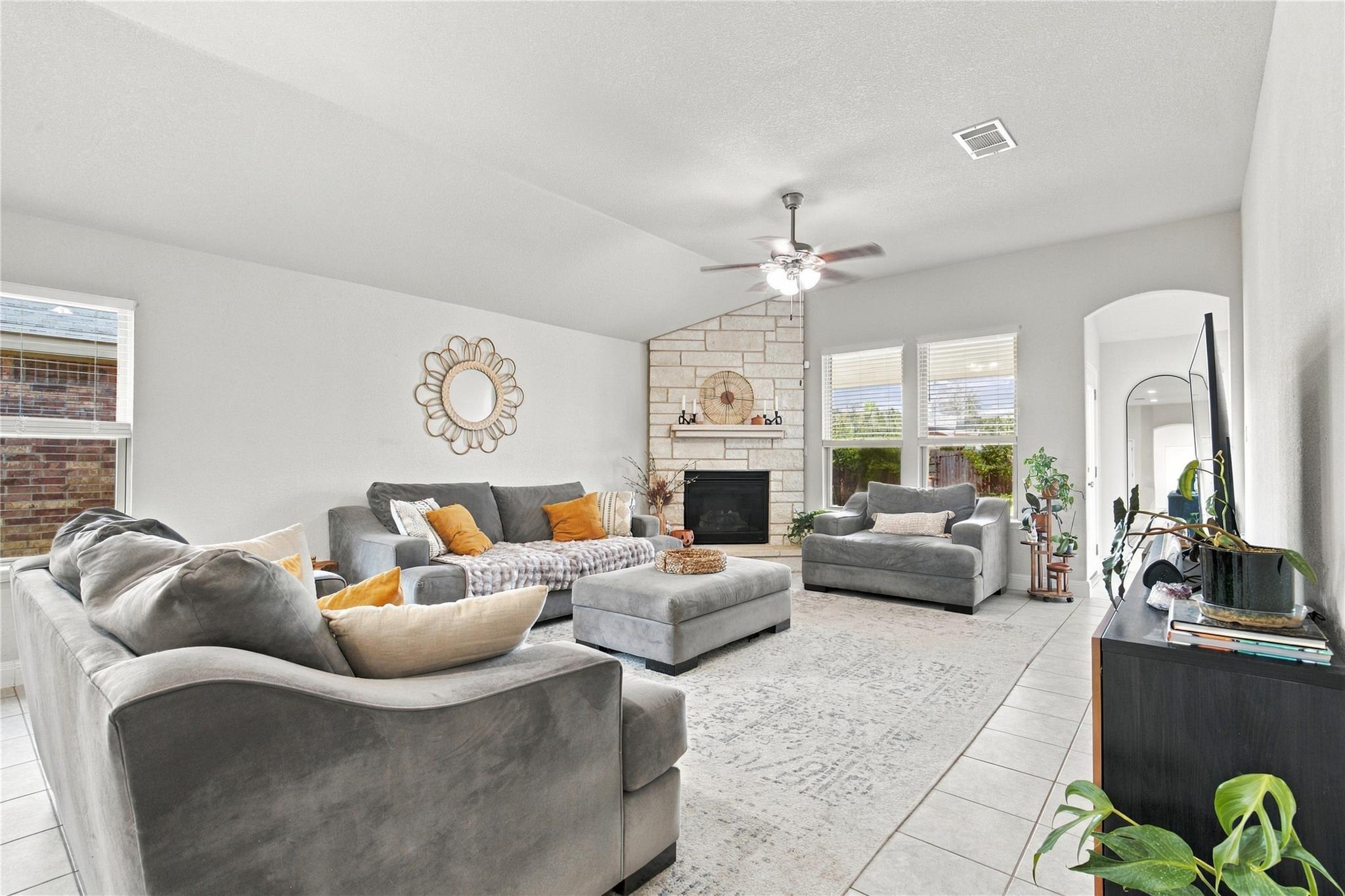 6025 Gimignano Pl Property Photo 7