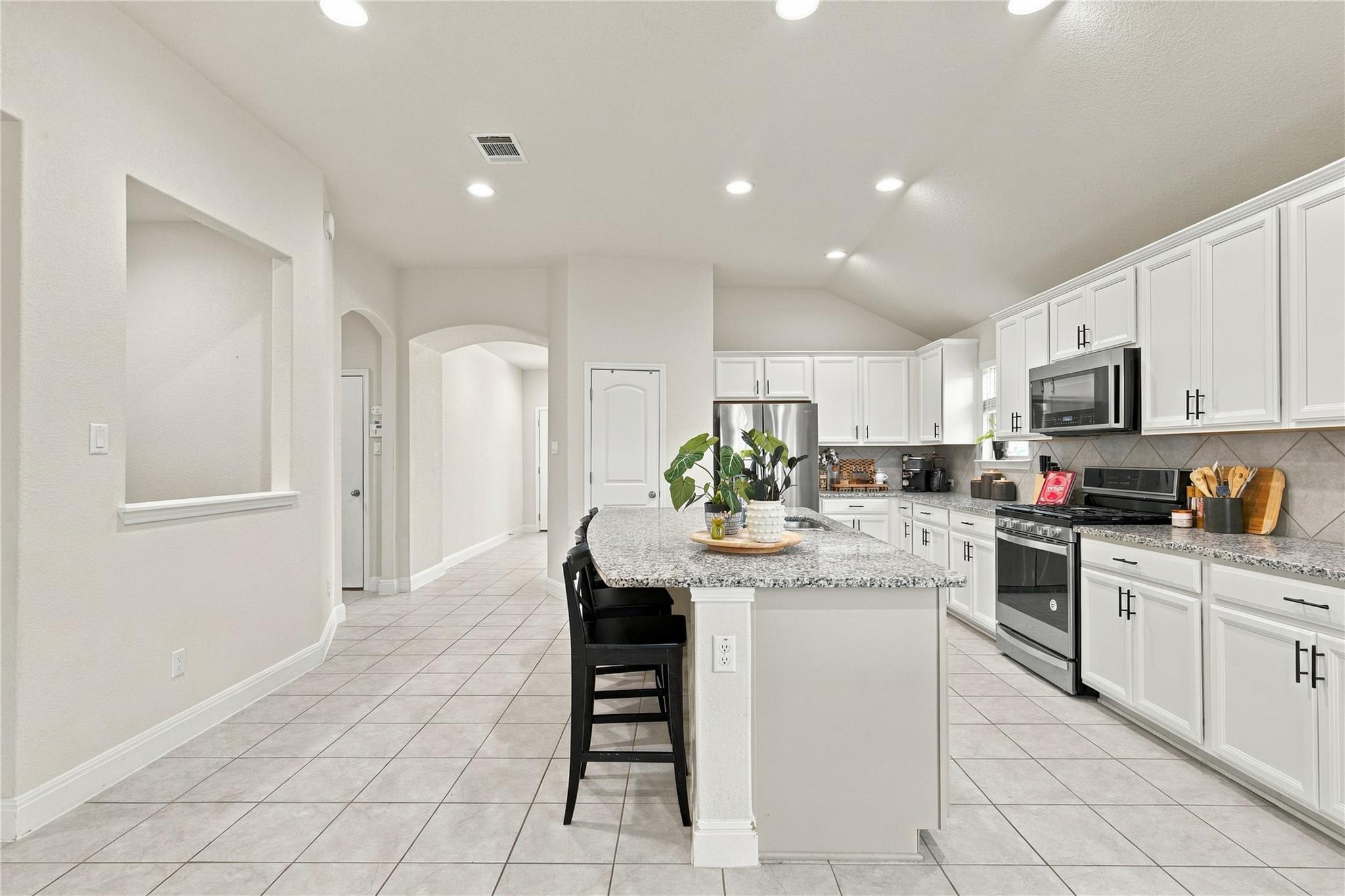 6025 Gimignano Pl Property Photo 10