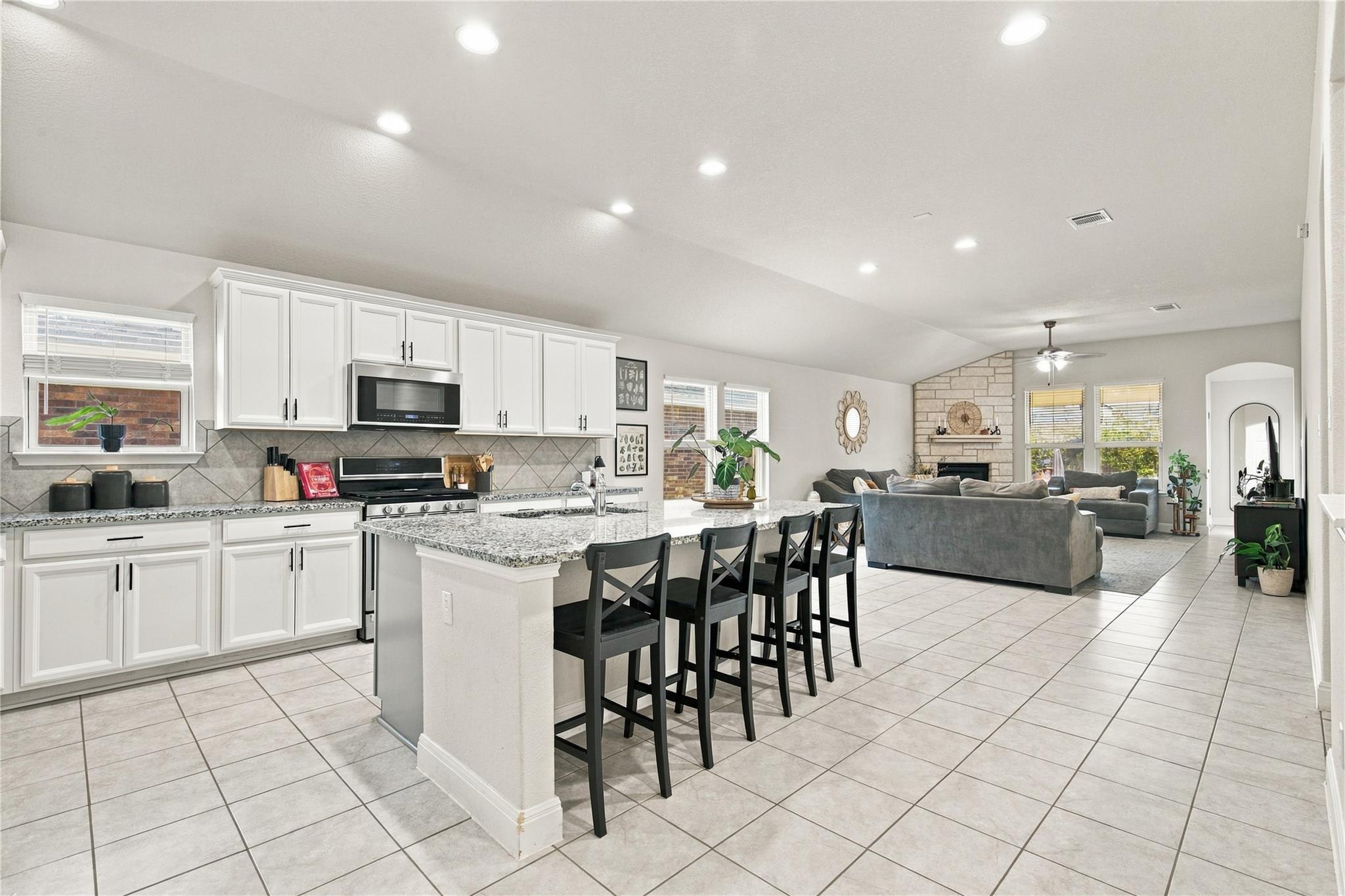 6025 Gimignano Pl Property Photo 12