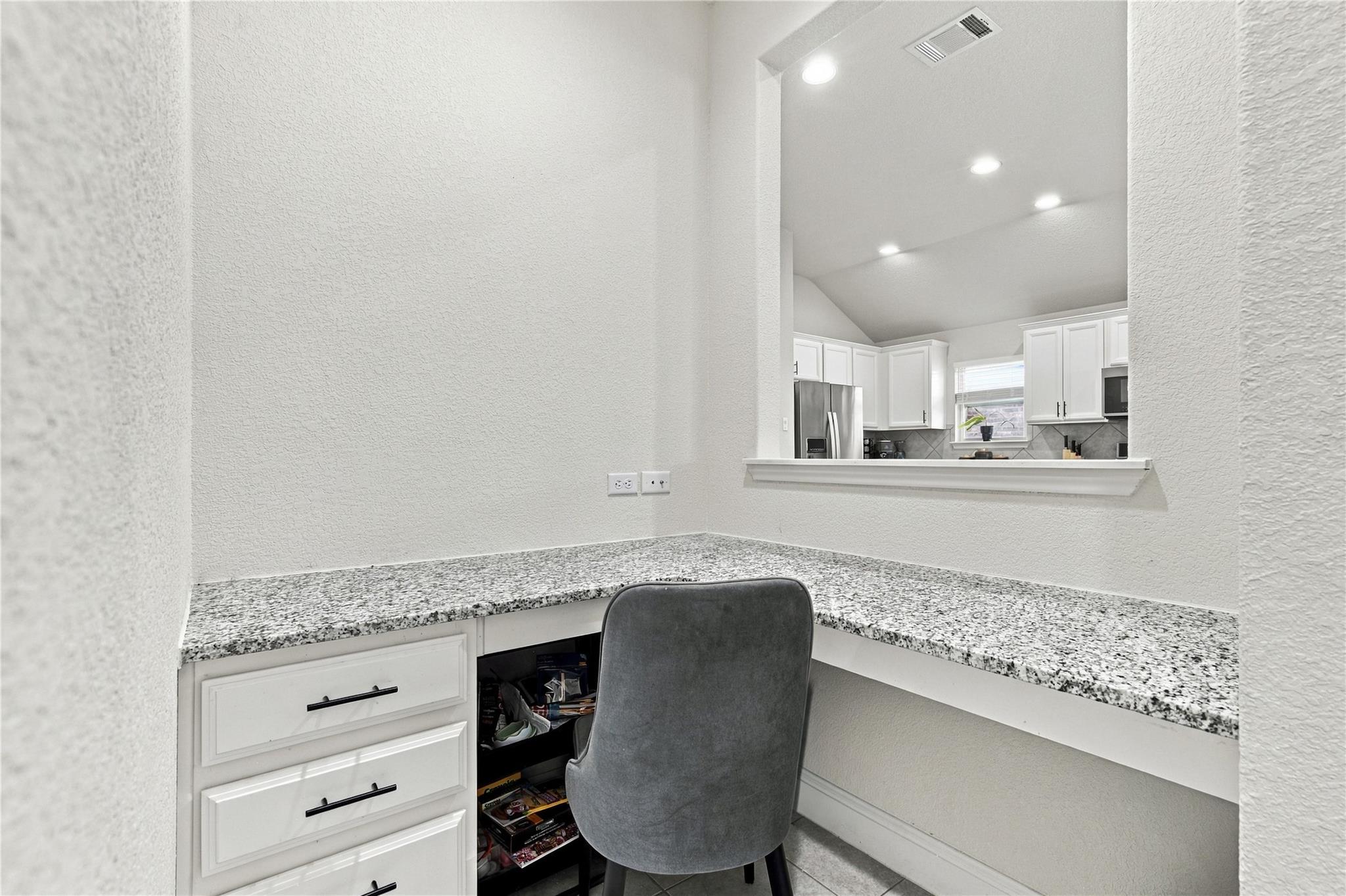 6025 Gimignano Pl Property Photo 17