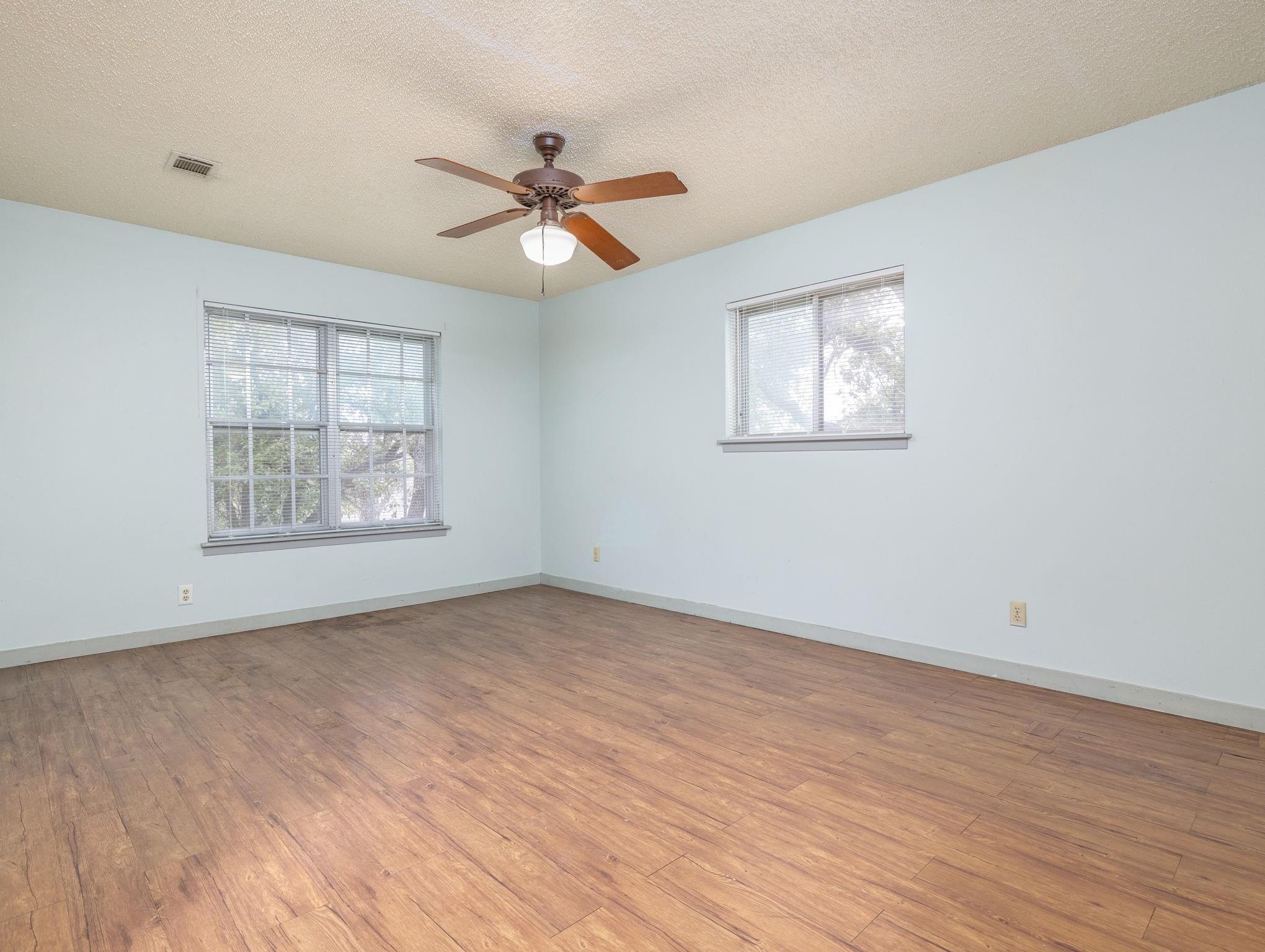 8401 Tecumseh Dr Property Photo 19
