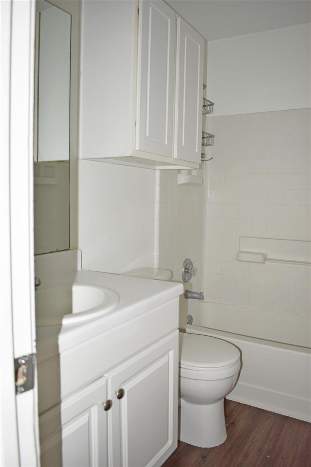 804 Lavaca Loop Property Photo 10