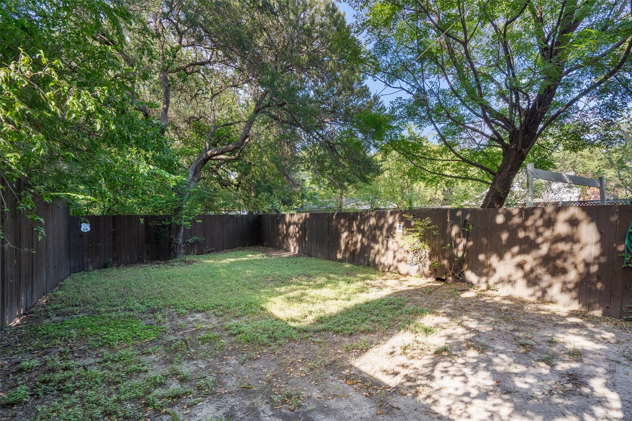 2414 Jones Rd #a Property Photo 23