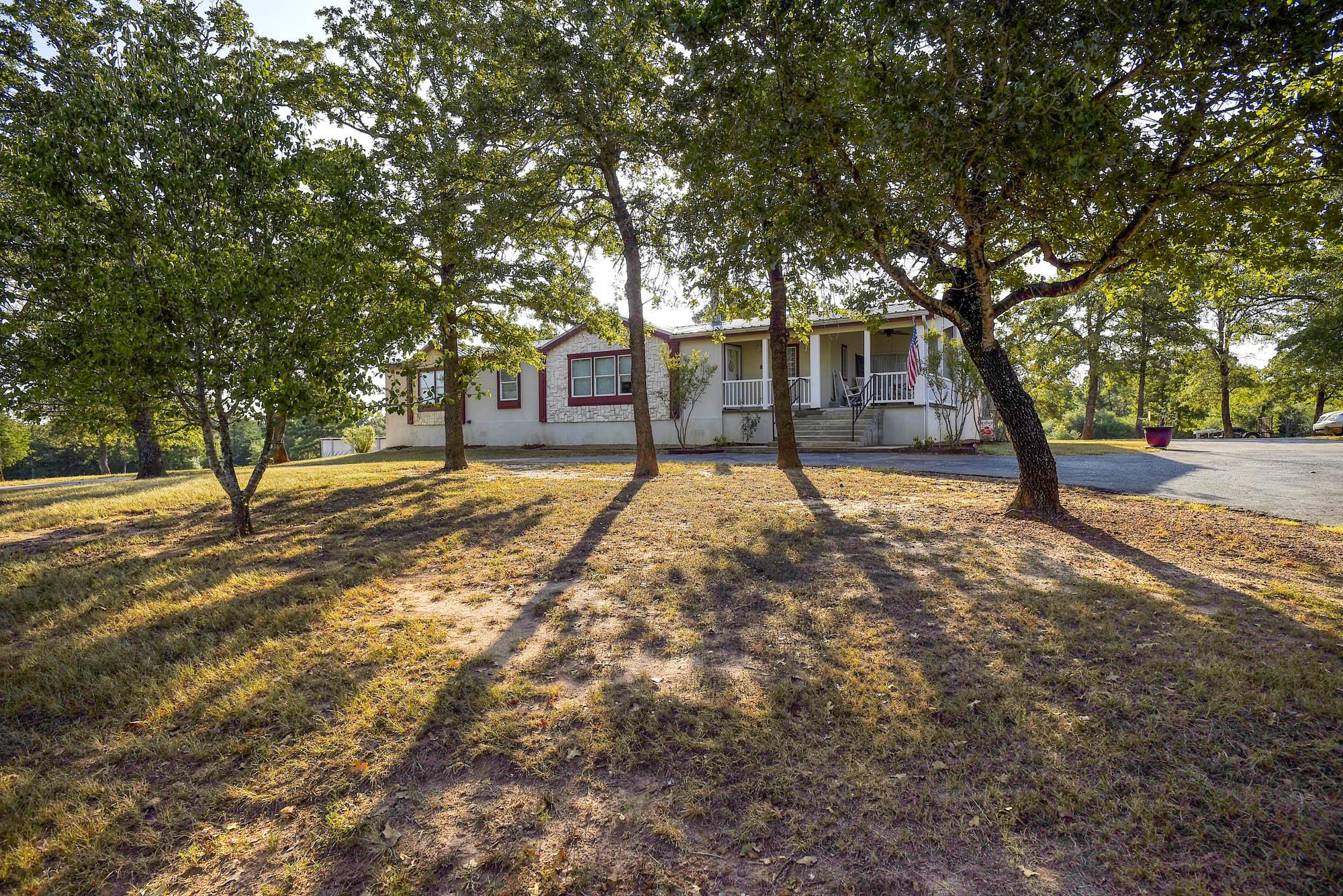 123 Split Oak Rd Property Photo 3