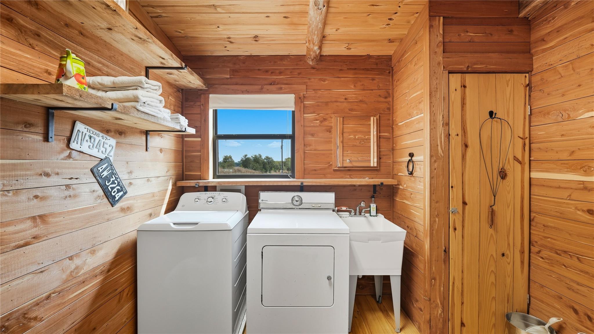 2656 River Bend Rd Property Photo 38