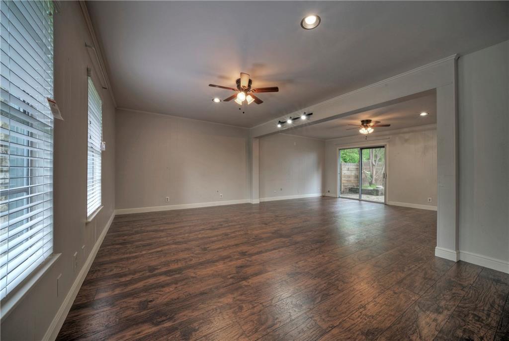 2105 Rabb Rd #front Home Property Photo 10