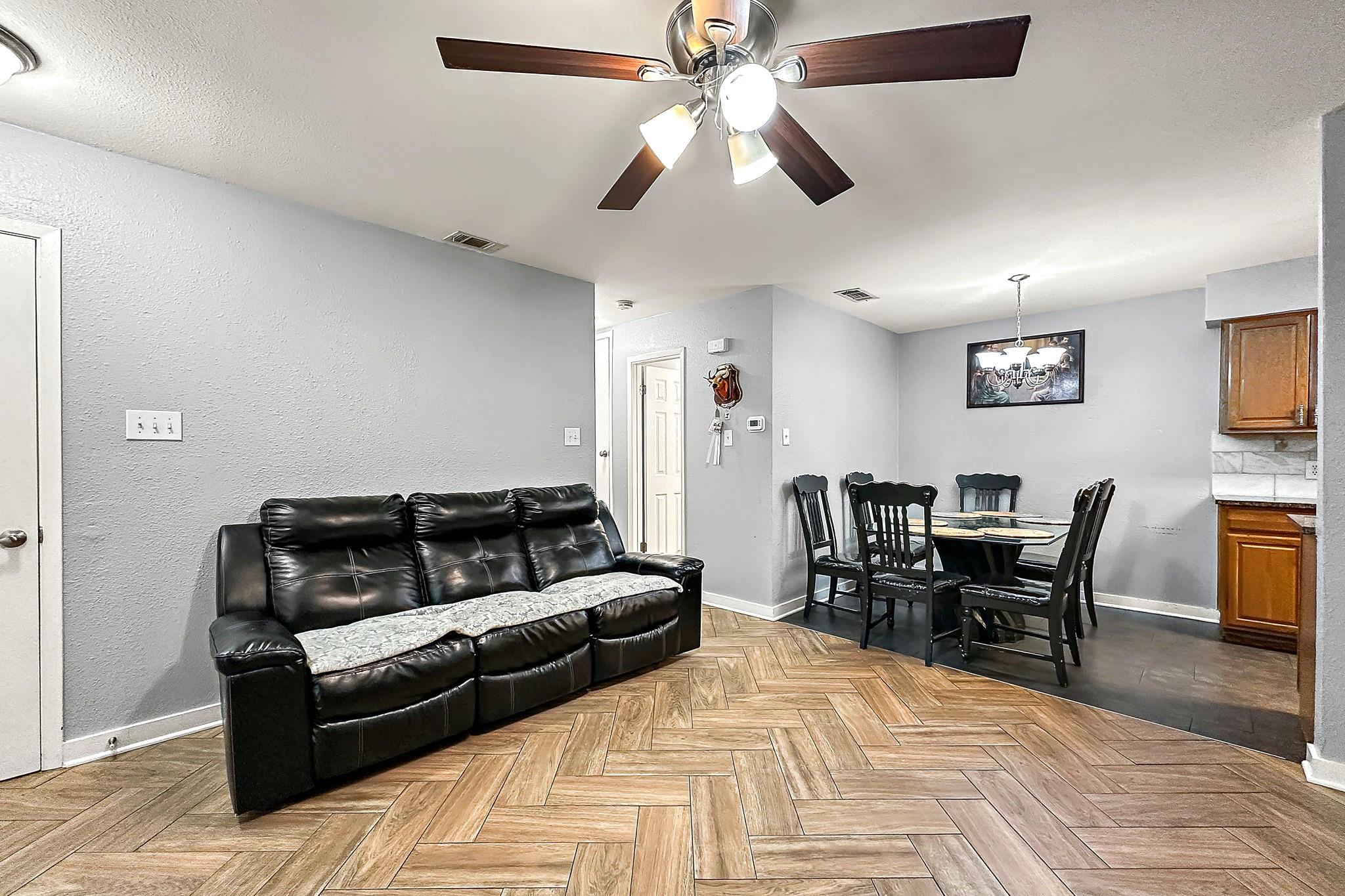 700 Misty Morning Way #a And B Property Photo 5