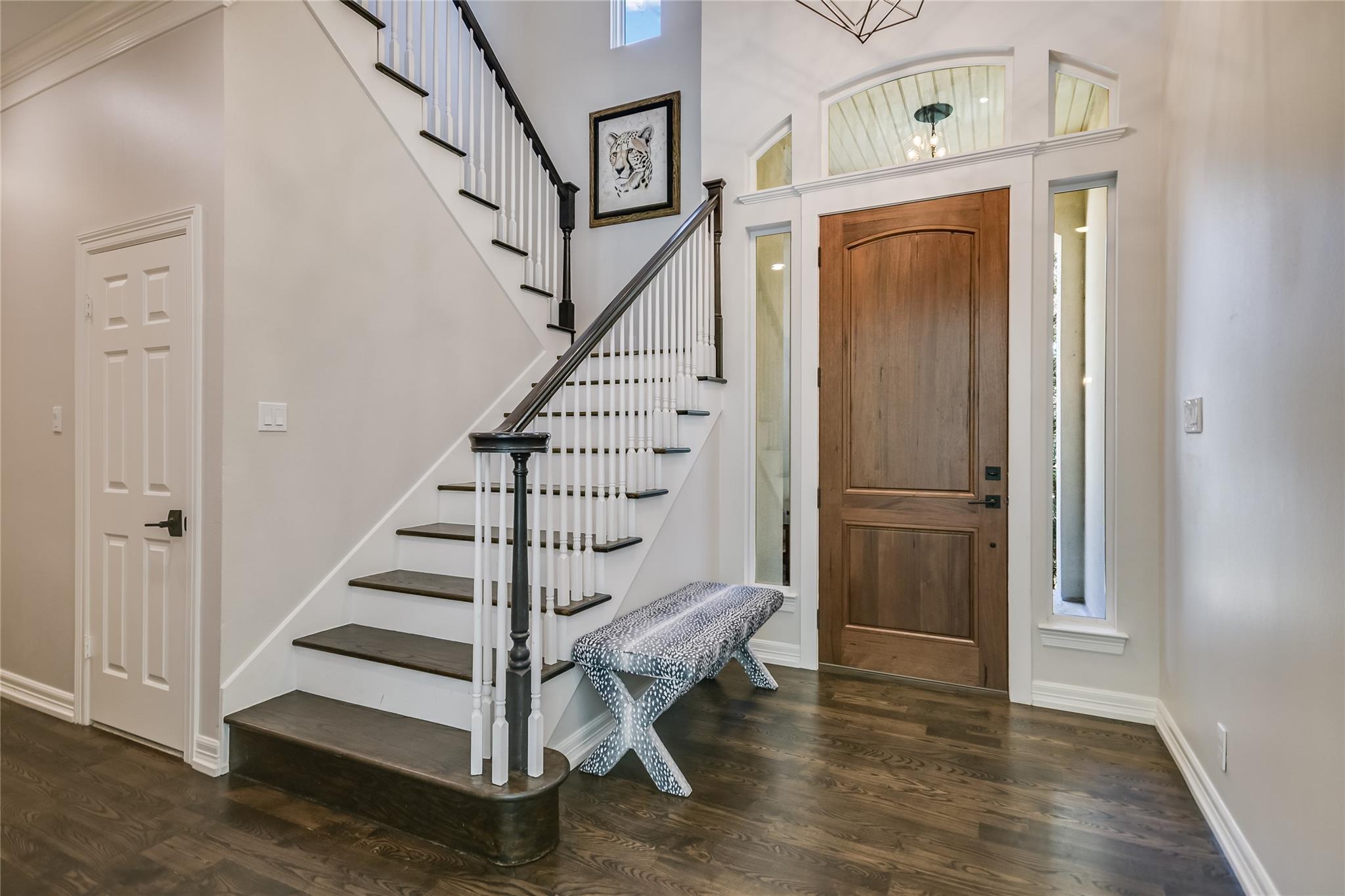 3704 Dogwood Creek Cv Property Photo 4