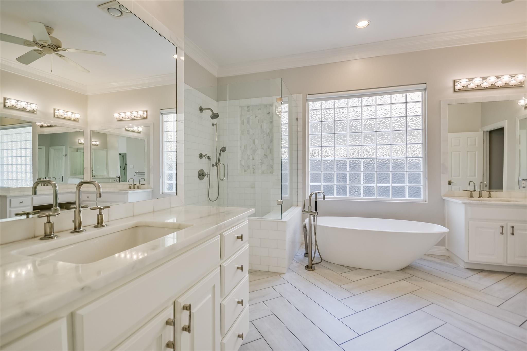 3704 Dogwood Creek Cv Property Photo 13