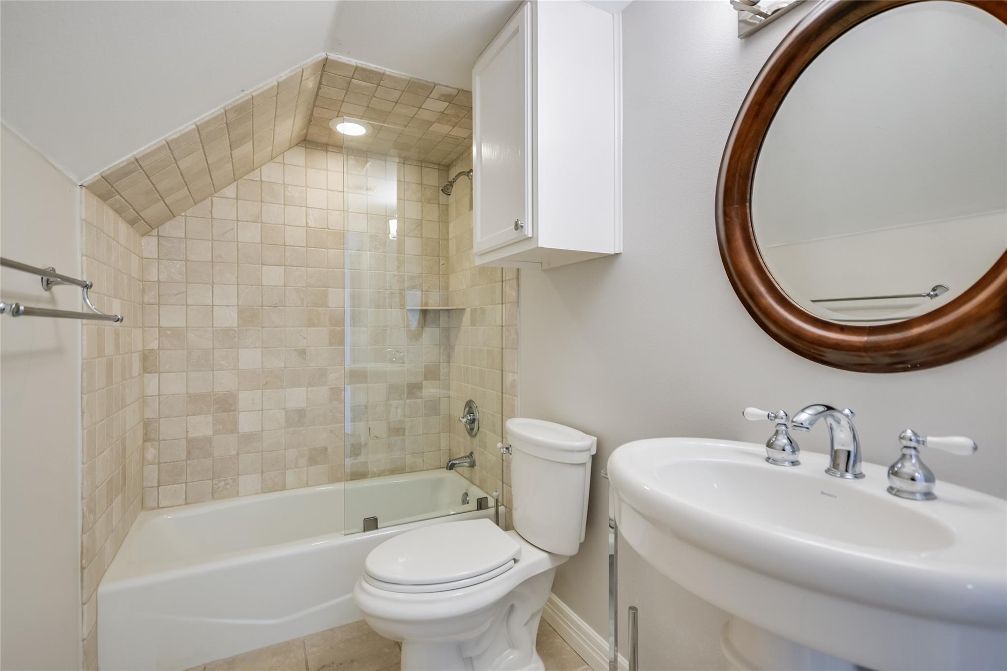 3704 Dogwood Creek Cv Property Photo 21
