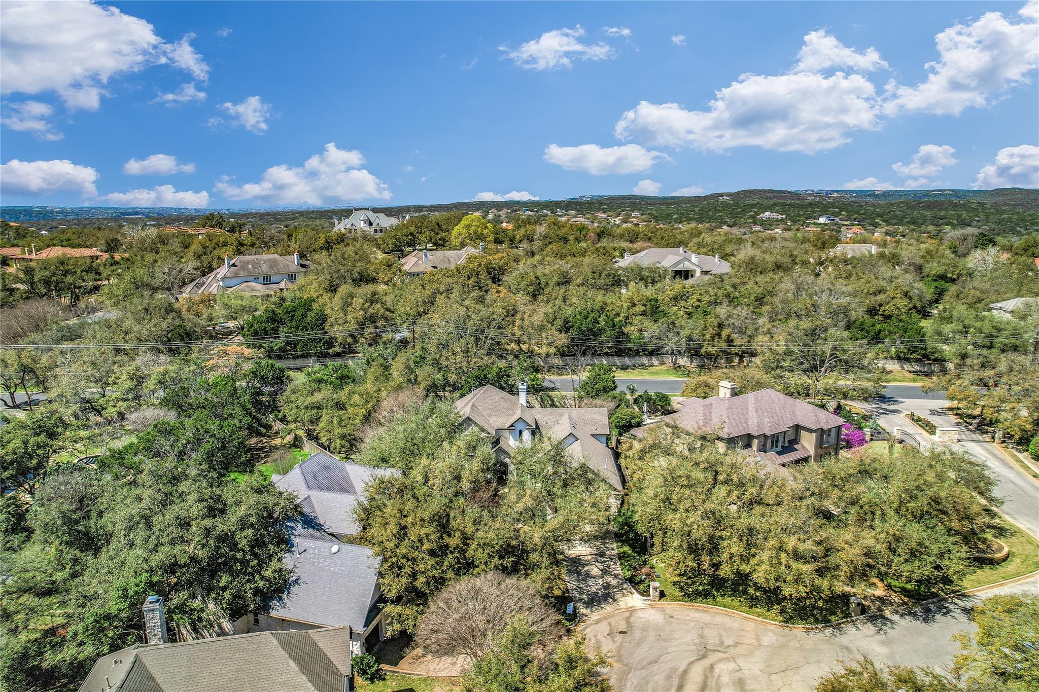 3704 Dogwood Creek Cv Property Photo 32