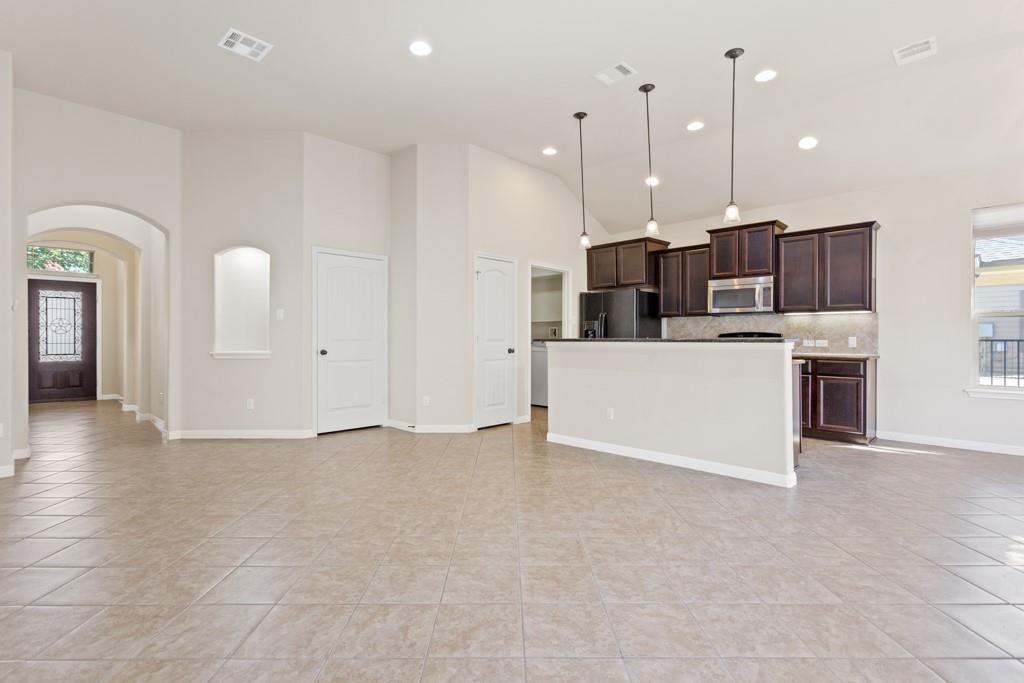 12508 Jen Ln Property Photo 4
