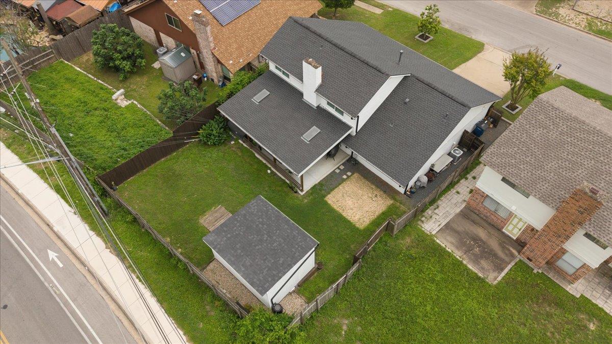 208 Skyloop Dr Property Photo 28