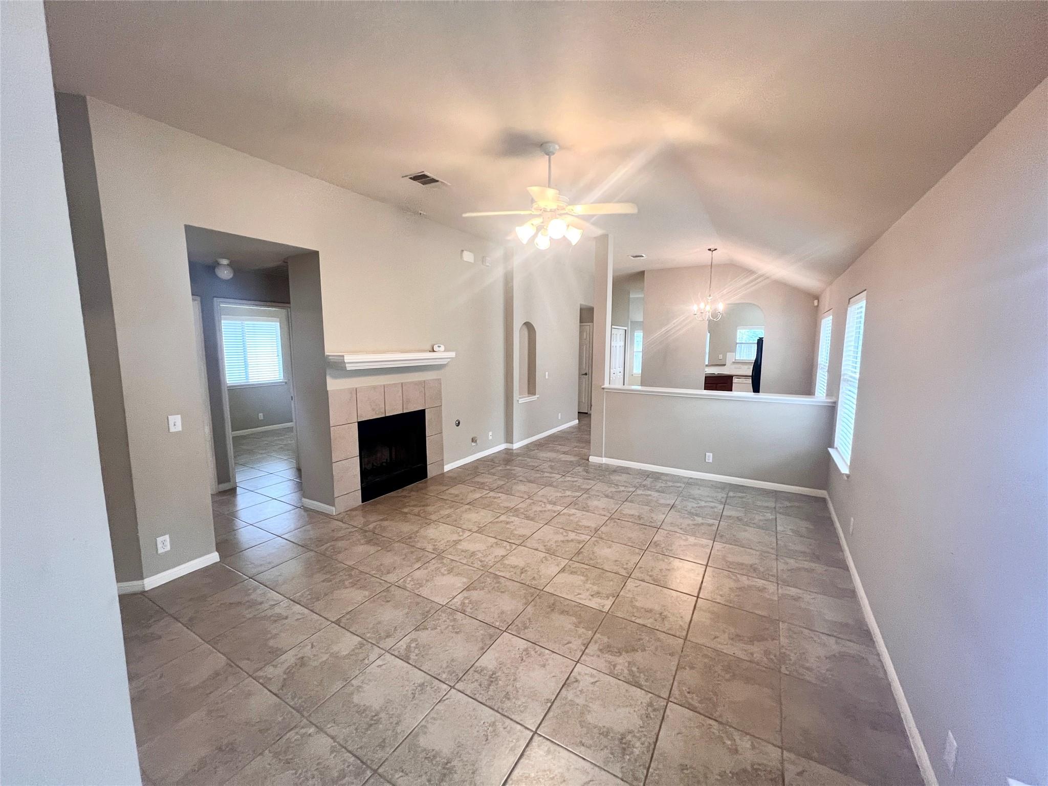 2509 Elara Dr Property Photo 2