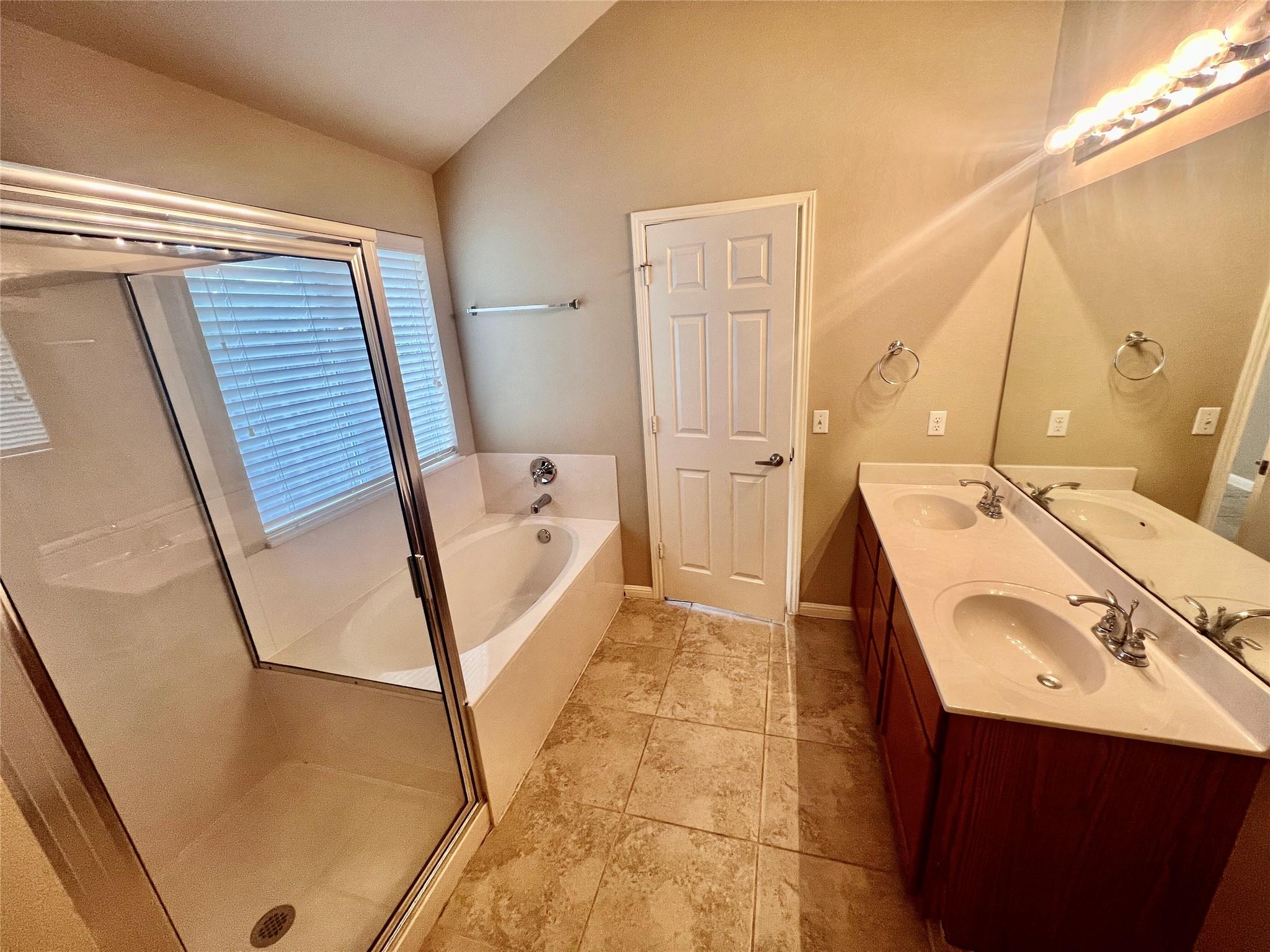 2509 Elara Dr Property Photo 14