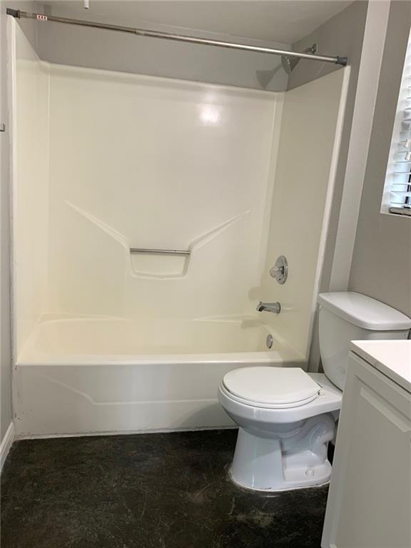 1013 W 23rd St #204 Property Photo 5