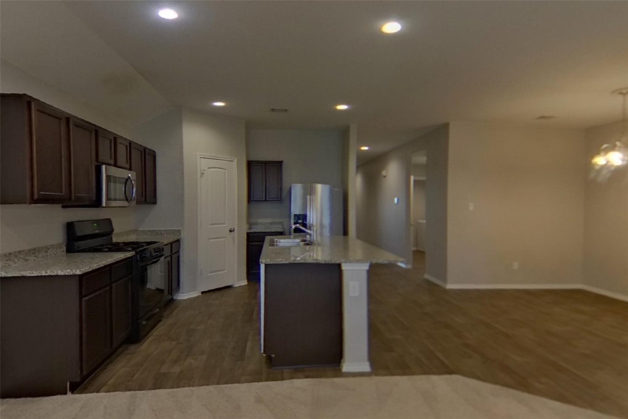 1016 Adler Way Property Photo 5