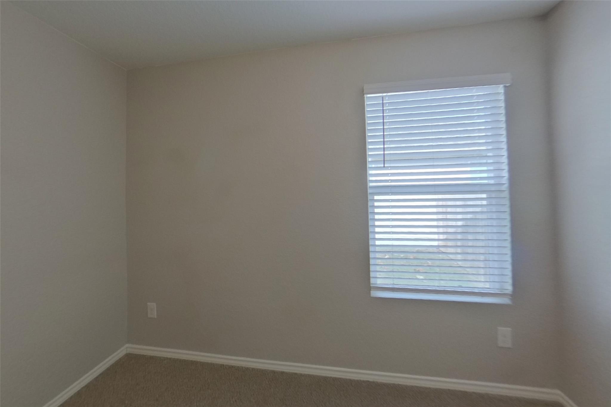 1016 Adler Way Property Photo 12