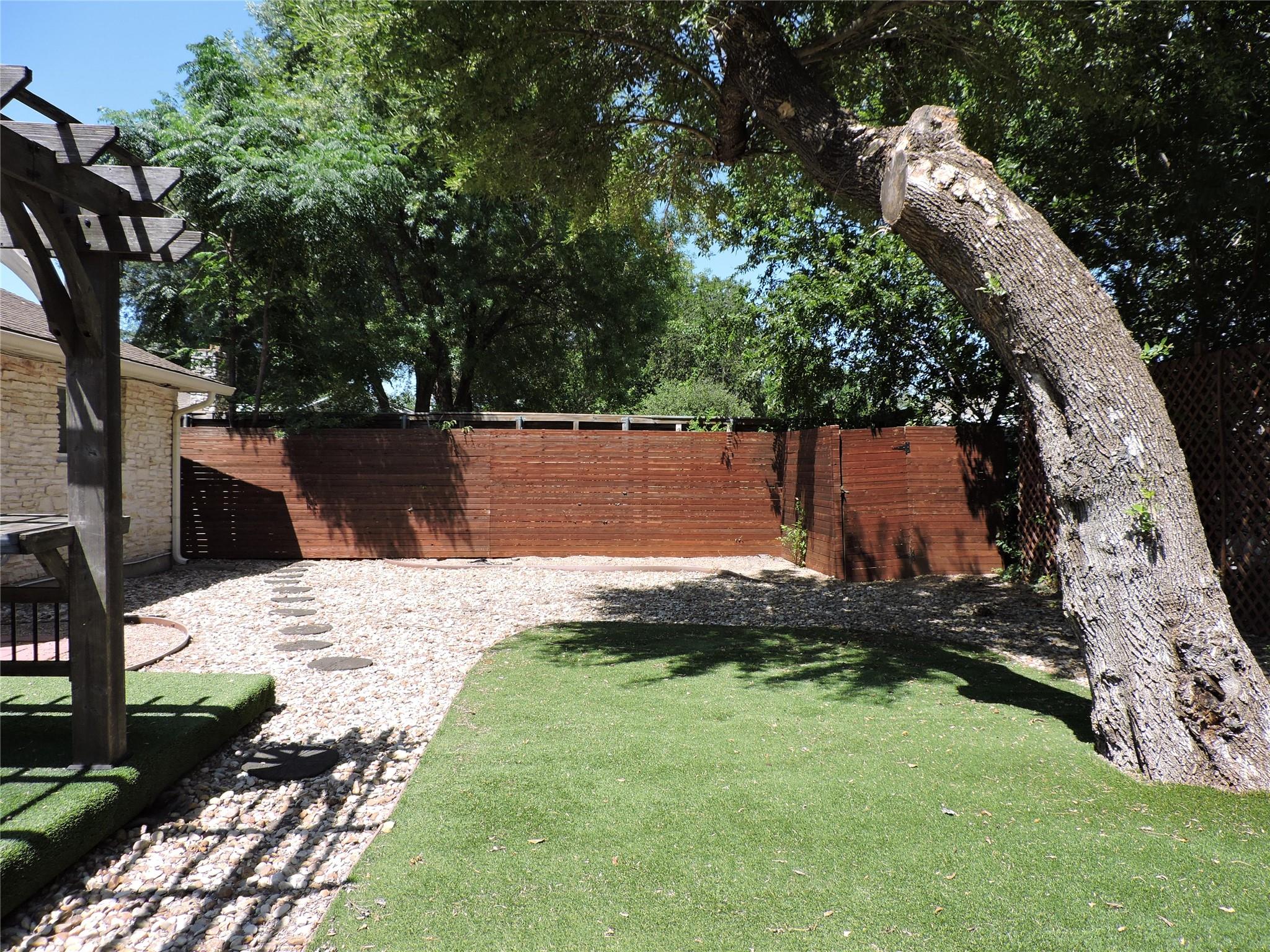 1625 Chippeway Ln Property Photo 28