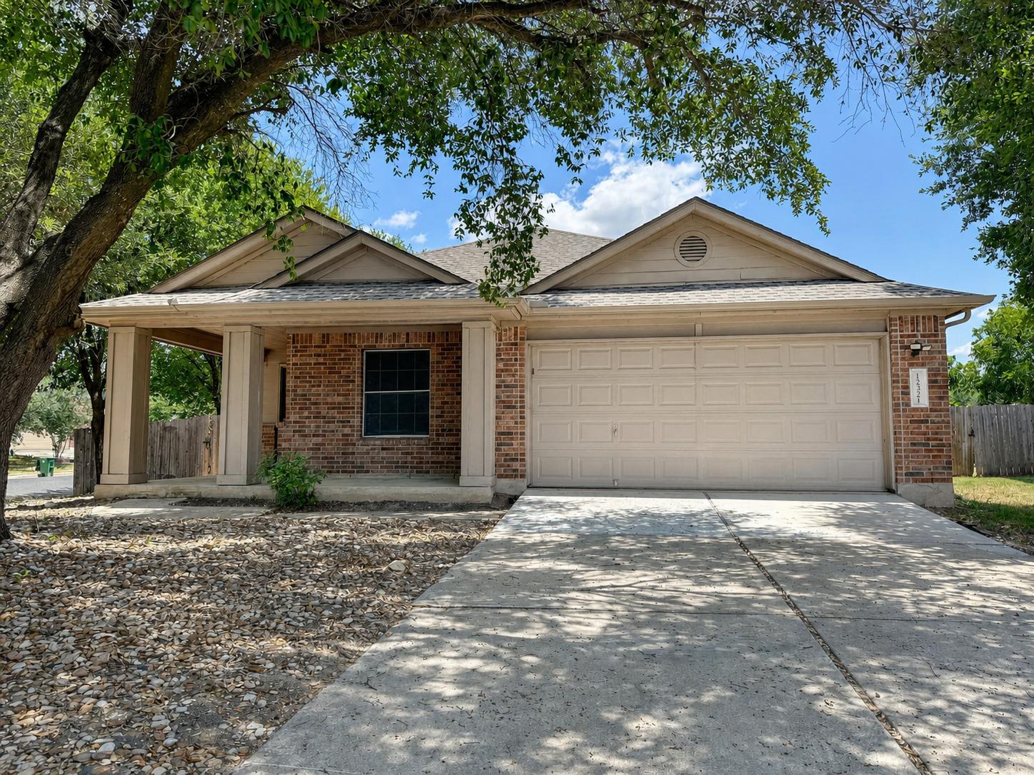 12321 Kilmartin Ln Property Photo 1