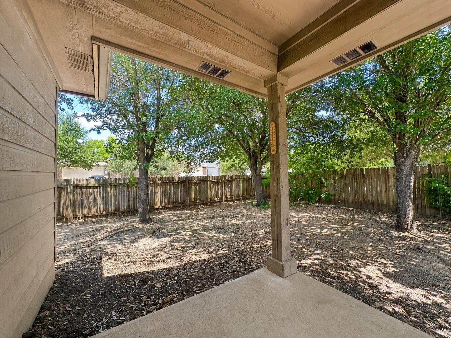 12321 Kilmartin Ln Property Photo 17