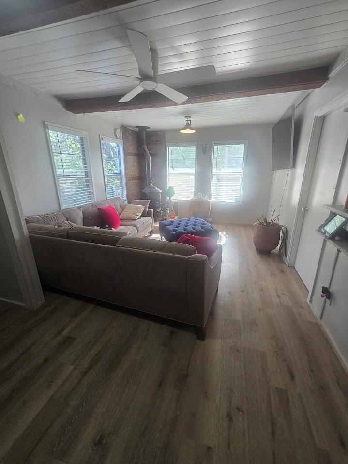 21401 Lindeman Ln Property Photo 8