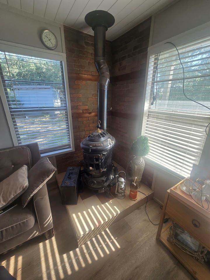 21401 Lindeman Ln Property Photo 10