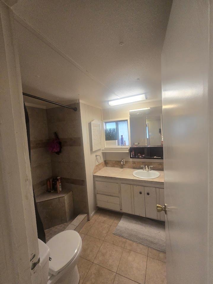 21401 Lindeman Ln Property Photo 21