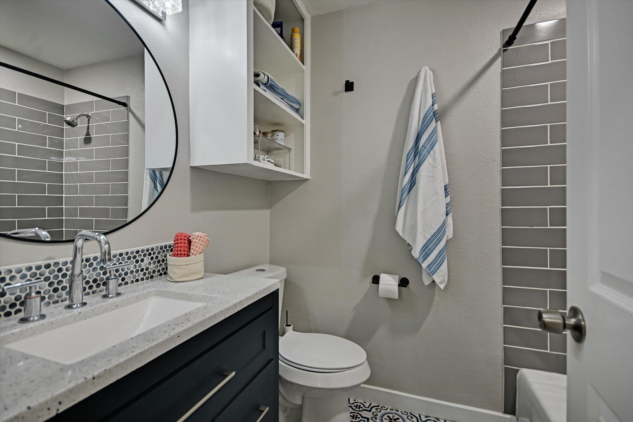 1006 Hollybluff St Property Photo 21