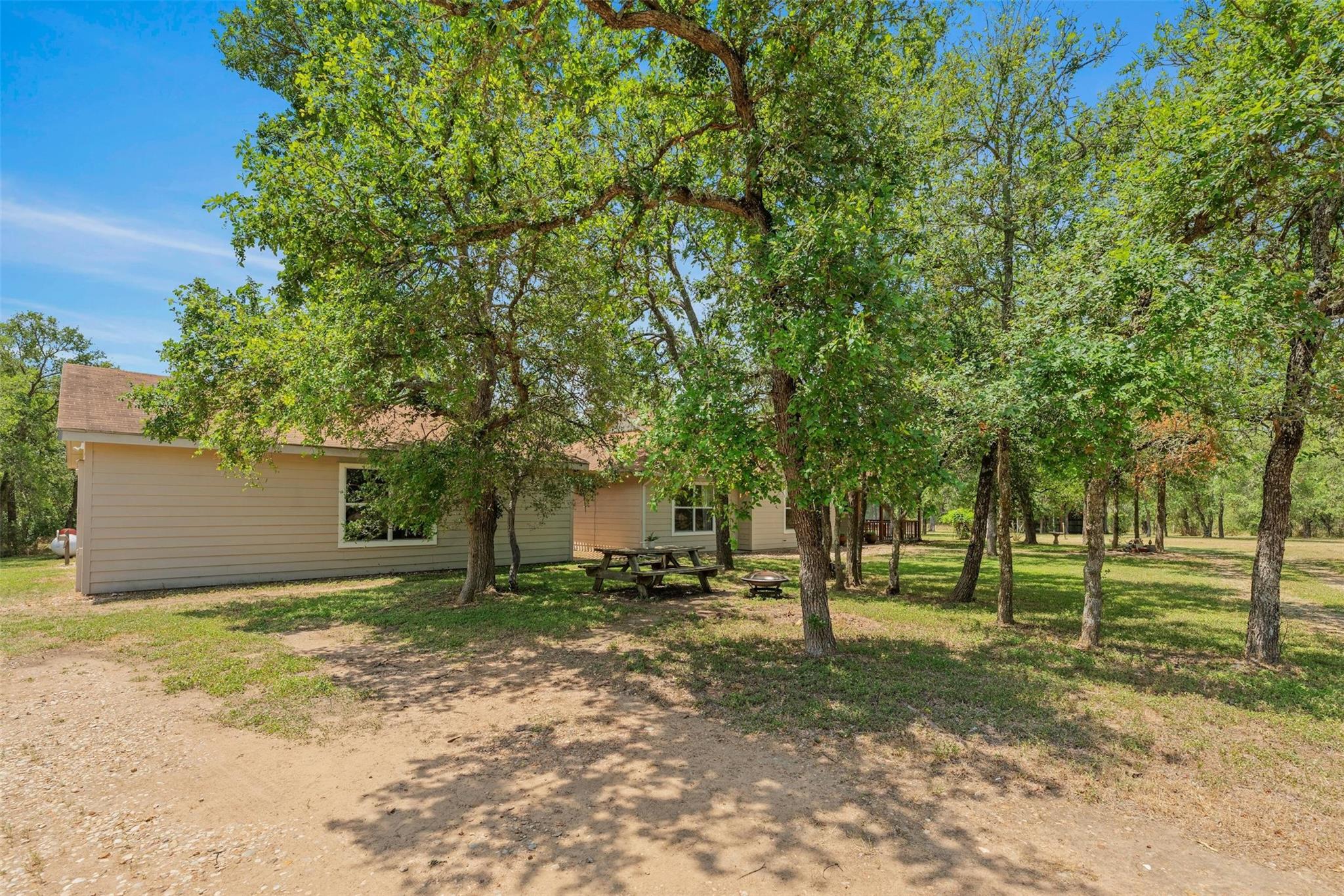 189 Shady Oaks Loop Property Photo 8